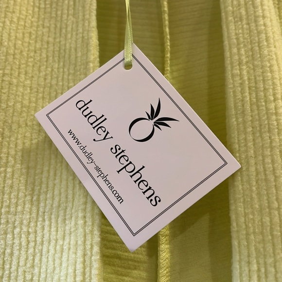 Dudley Stephen’s fleece scarf wrap - Picture 2 of 6